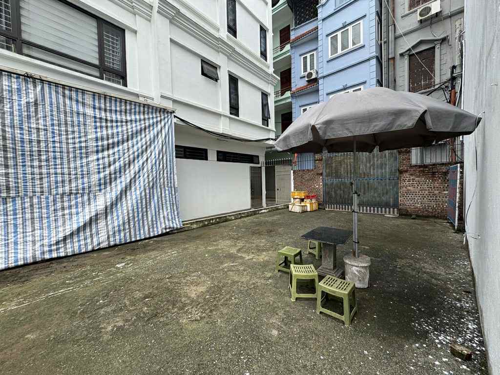 bán mảnh đất phố Trường Lâm, 2 mặt ôtô tránh, 188m, mặt tiền 6m, gần bệnh viện Đức Giang, full thổ cư