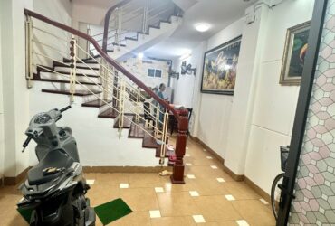 NHÀ HIẾM PHỐ PHAN KẾ BÍNH-BA ĐÌNH. 40M2x 5 Tầng- MT4m -8,5 Tỷ
