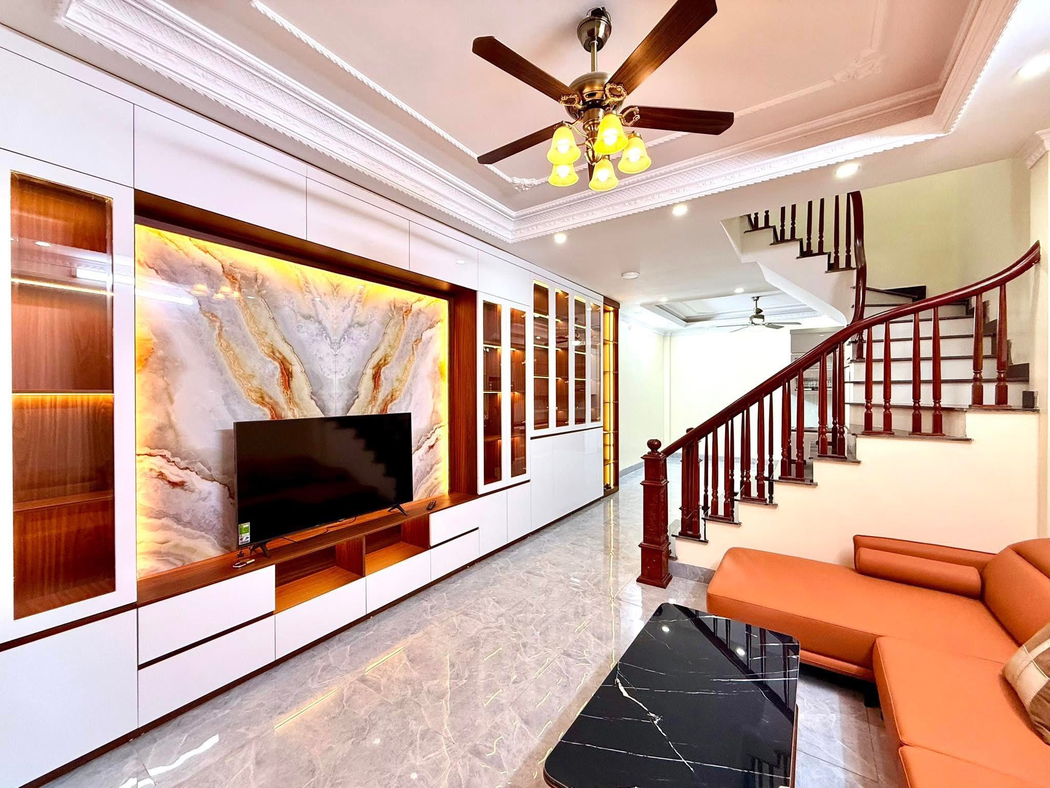 BÁN NHÀ DƯƠNG VĂN BÉ – 2 THOÁNG – NGÕ NÔNG THÔNG  – 57M² – 5.5M MT – 11.2 TỶ