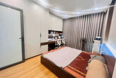 3 BƯỚC CHÂN RA PHỐ NHƯ ĐẠI LỘ