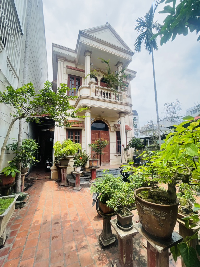 BÁN NHÀ NGỌC THỤY 45 tỷ 180m MẶT ĐƯỜNG LỚN Ô TÔ TRÁNH,KINH DOANH LONG BIÊN