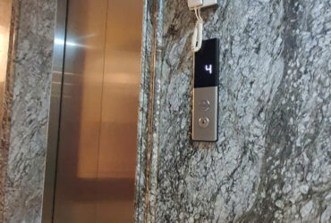 Nhà tôi cho thuê nhà hai cửa đi, mới, Hoàng Cầu, 99m2x 4T vỉa hè 31 Tr