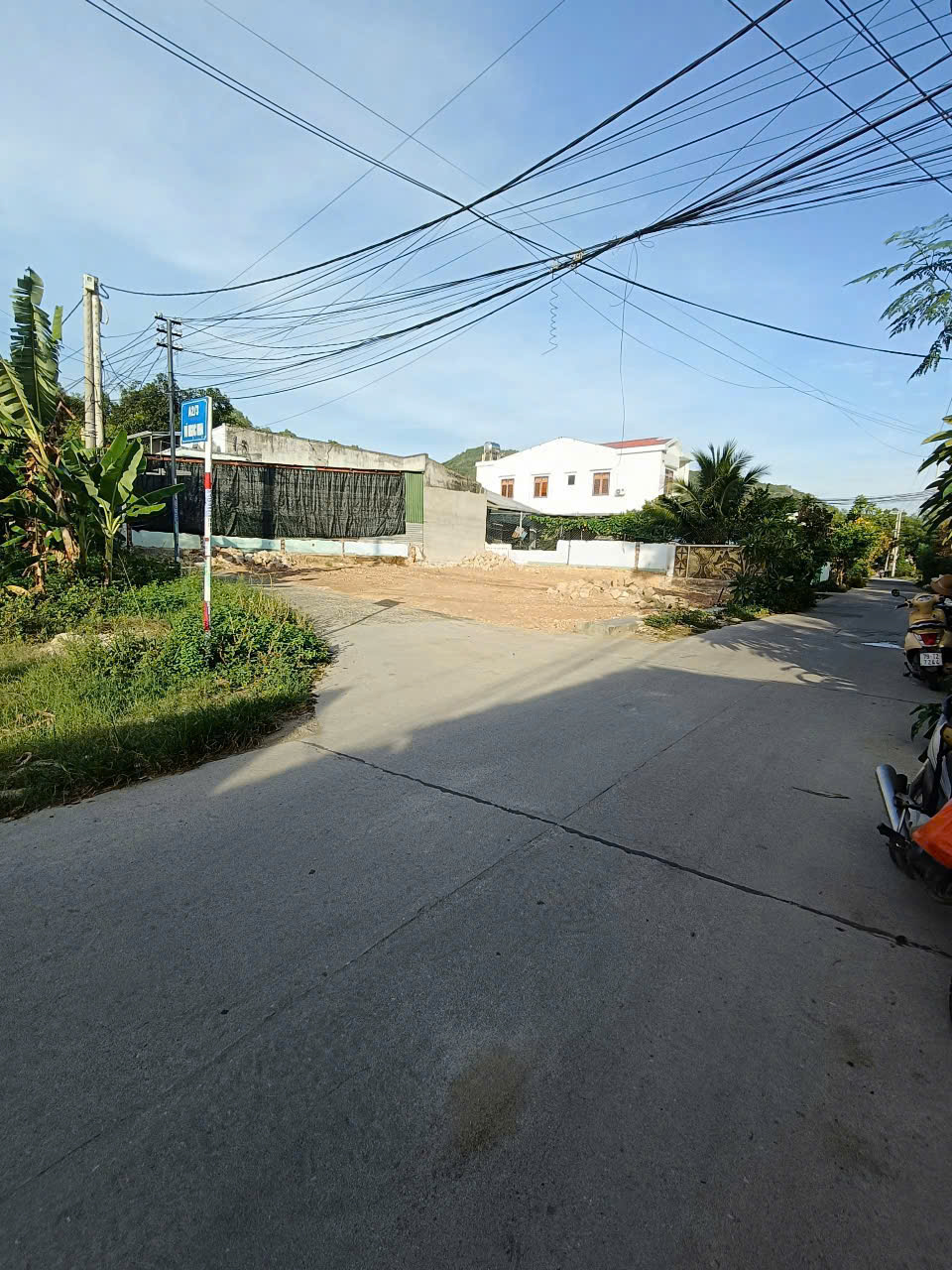 BÁN LÔ ĐẤT 2 MẶT TIỀN CỰC ĐẸP TẠI HÒN NGHÊ, VĨNH NGỌC. TP NHA TRANG