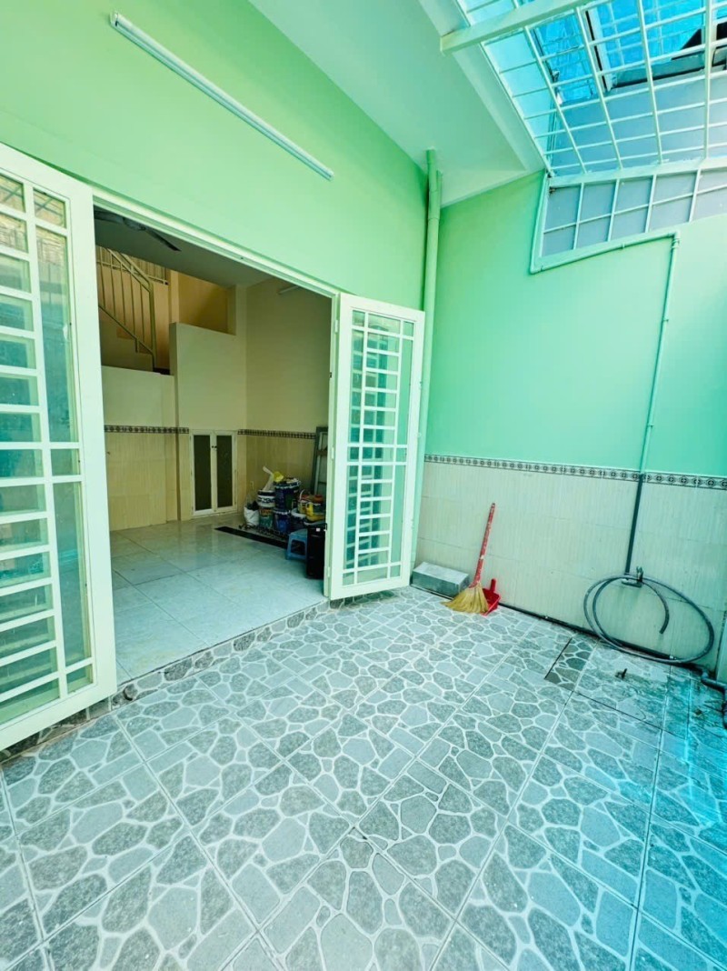 Bán nhà chiều ngang 9m, CN 107m2 – hẻm xe tải đường Âu Cơ, Tân Phú