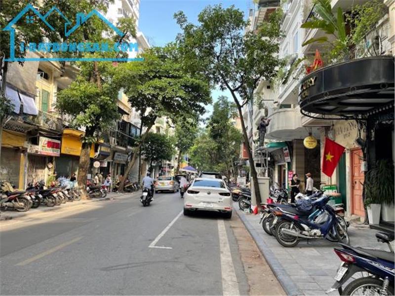 BÁN NHÀ MẶT PHỐ CẦU GIẤY 2 MẶT TIỀN TRƯỚC SAU, KINH DOANH, VỈA HÈ RỘNG, 52M CHÀO 36.4 TỶ