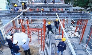 Bỏ giấy phép xây dựng: Người dân thoát cảnh vật vã chờ được khởi công nhà