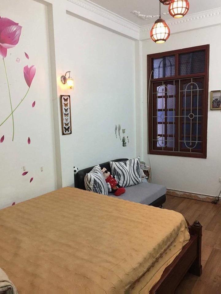 8 TỶ SỞ HỮU NHÀ KHƯƠNG TRUNG, 40M2 , SÁT PHỐ,  VÀI BƯỚC Ô TÔ TRÁNH