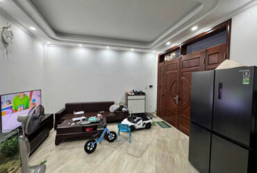 Bán nhà Trần Cung – 40m² x 5 tầng –  1 nhà ra mặt phố – sát ôtô , Giá chỉ 7.55 tỷ