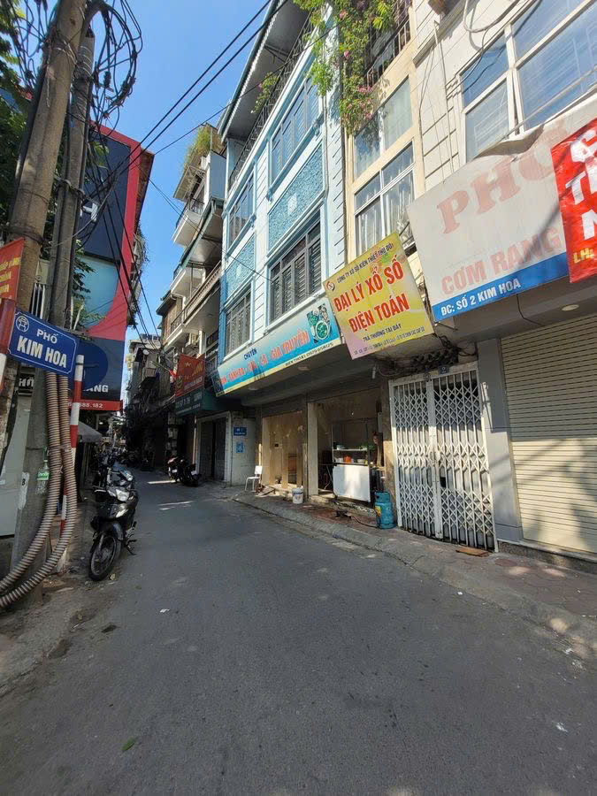 15 tỷ 5,vị trí kinh doanh mặt phố Đống Đa,gần Ô Chợ Dừa,Xã Đàn ,mặt tiền to