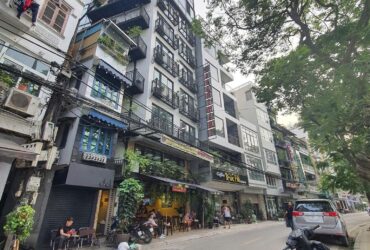 BÁN MẶT PHỐ LẠC LONG QUÂN, KINH DOANH, MT RỘNG 8M, VỈA HÈ ĐÁ BÓNG 143M CHỈ 63 TỶ