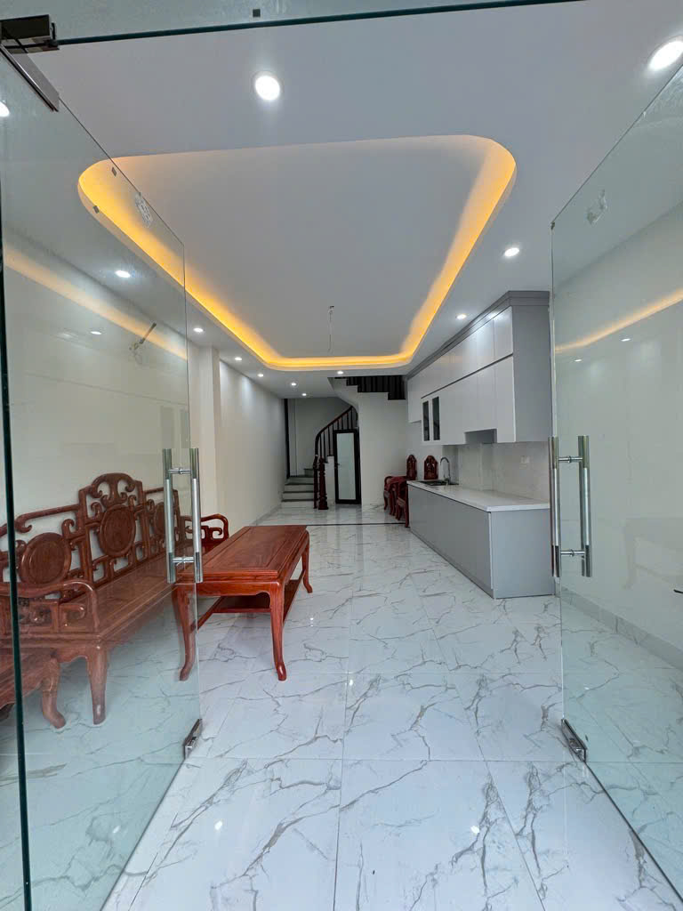 Bay Nhanh – Chủ hạ sốc 500tr!!! Nhà cực đẹp – Đối diện Aeon Mall – 36m2 – chỉ 5.7 tỷ