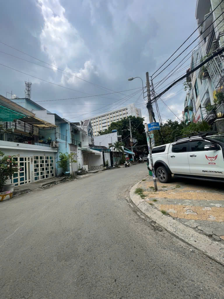 BÁN NHÀ MỚI GẦN MT CAO LỖ, QUẬN 8 – 2 TẦNG – ĐƯỜNG 3M – CHỈ 5.3 TỶ – VUÔNG VỨC, HOÀN CÔNG ĐỦ
