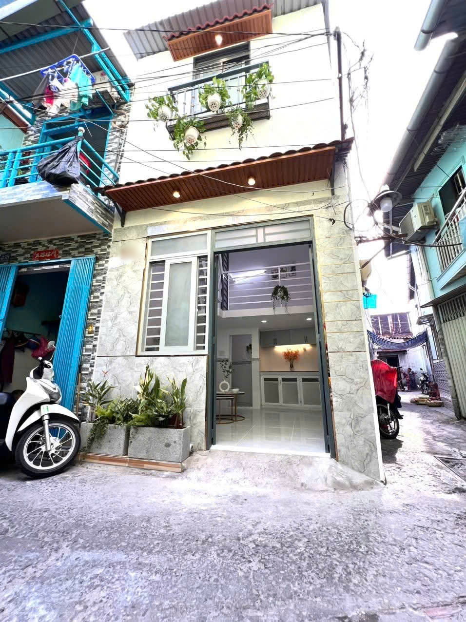 Chỉ nhỉnh 2 tỷ có ngay Nhà mới gần Dã Tượng P10 Q8