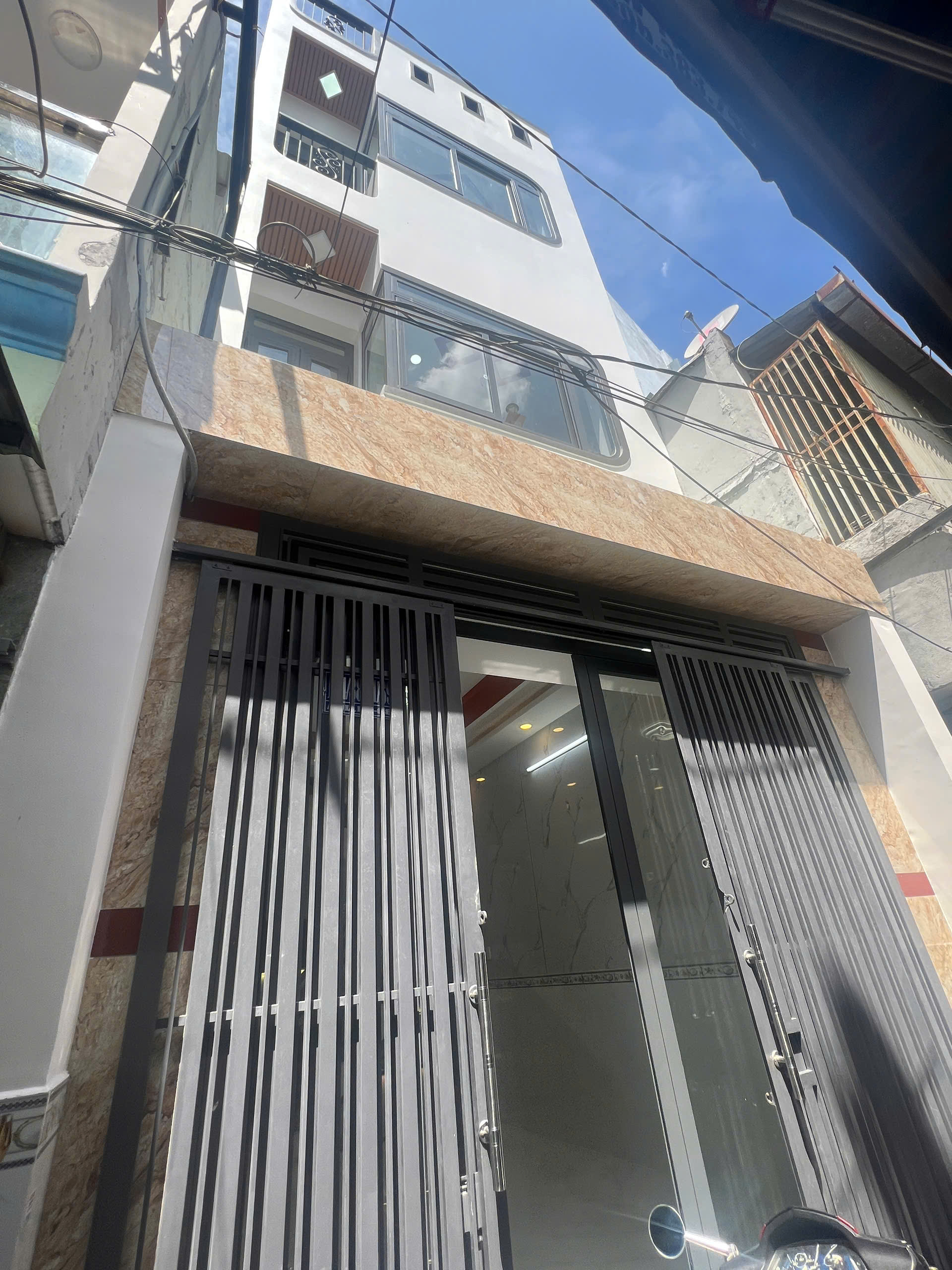 Nhà hẻm 184 Âu Dương Lân P. Rạch Ông Q8