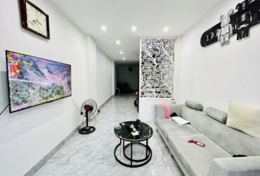 🏠 BÁN NHÀ 3 TẦNG – CHỢ HOA TÂY HỒ – NGÕ Ô TÔ TRÁNH