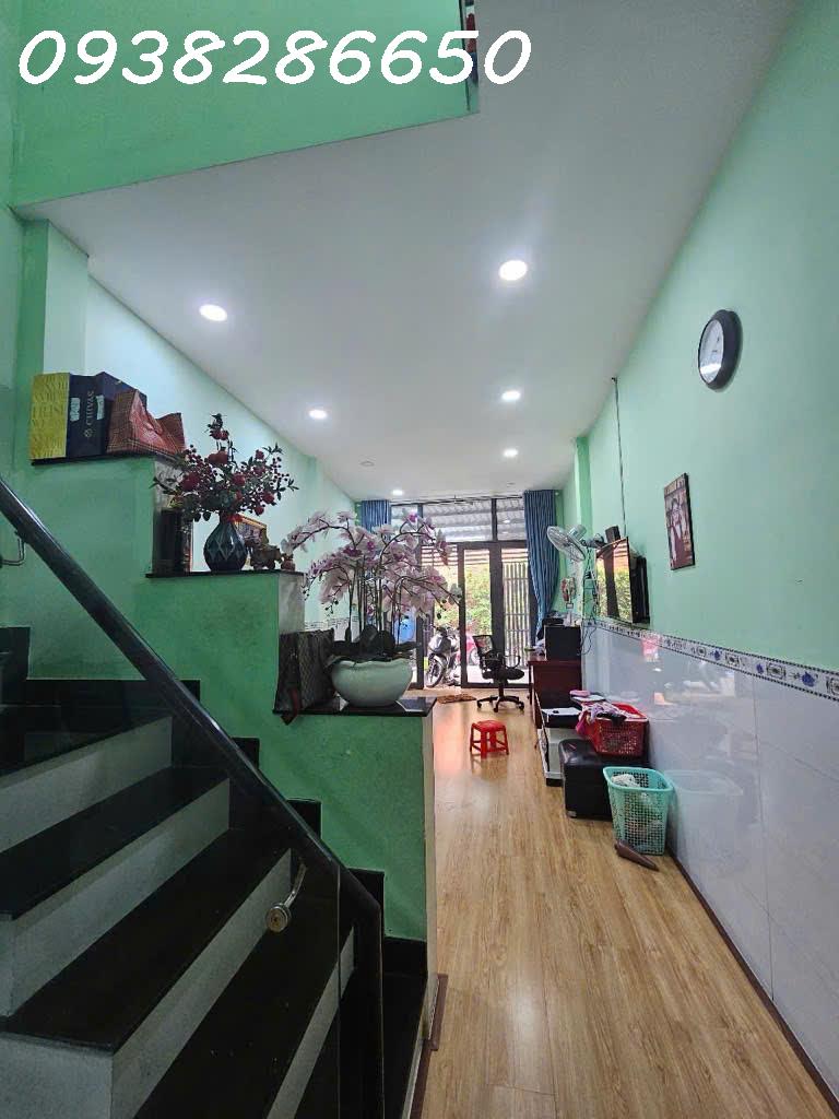 Hẻm Xe Hơi -Tân Chánh Hiệp 35, Ngay Chợ Tân Chánh Hiệp – Nhà 2 Tầng, DT: ( 4m x 16m ), sổ công nhận   51m2