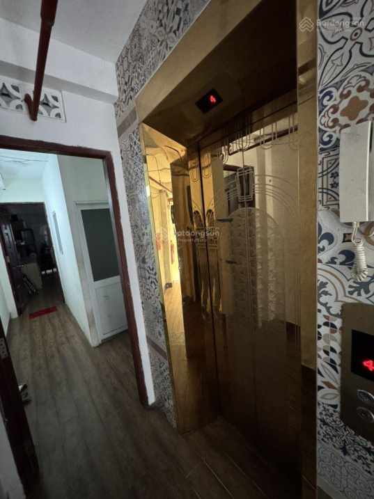 MT Âu Dương Lân, 9 tầng – hầm thang máy DTSD 855m2 – 30 phòng DV khép kín – dòng tiền gần 200 triệu