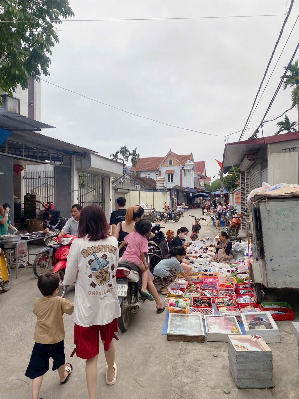 Mặt đường, mặt chợ sẵn kinh doanh sầm uất – Trung tâm chợ Thắng Trí