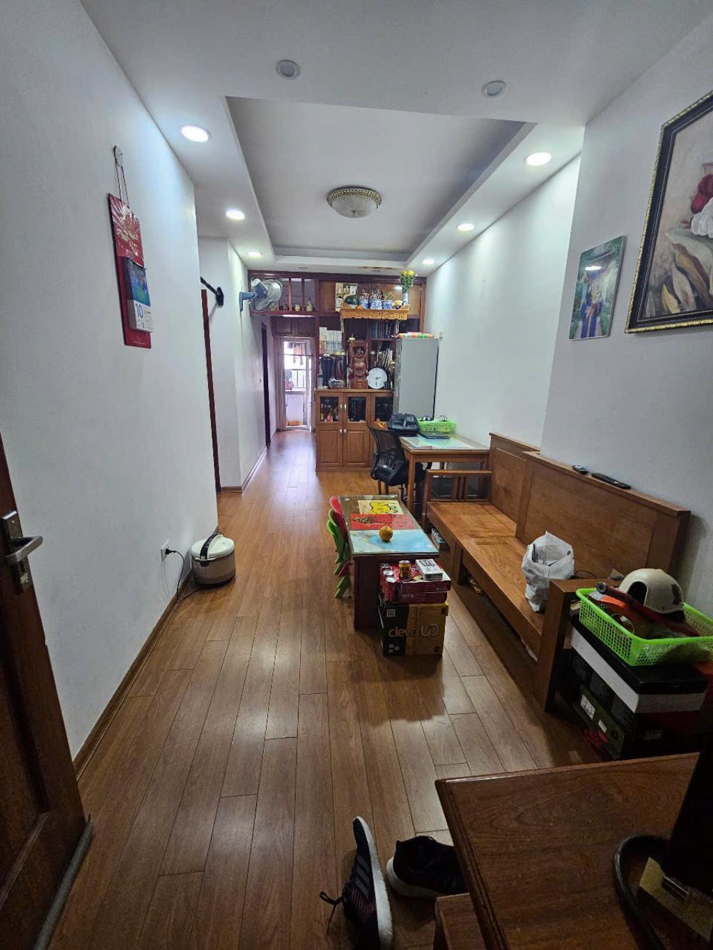 Chung cư KĐT Kim Văn – Kim Lũ, Dt 65m2, 2N2VS, full nội thất, Giá 2.7 tỷ