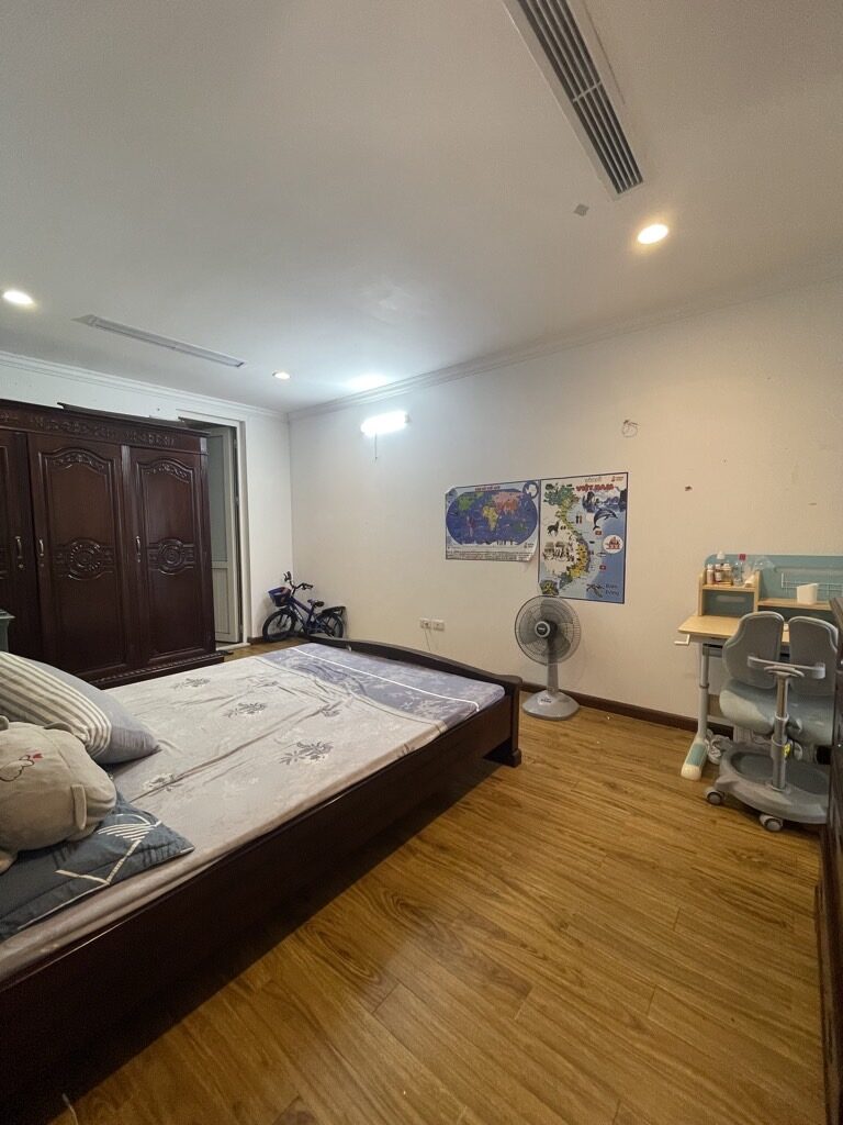 CC Sapphire PaLace 4 Chính Kinh 130m2, 3N2VS, full nội thất đẹp. Giá 9 tỷ