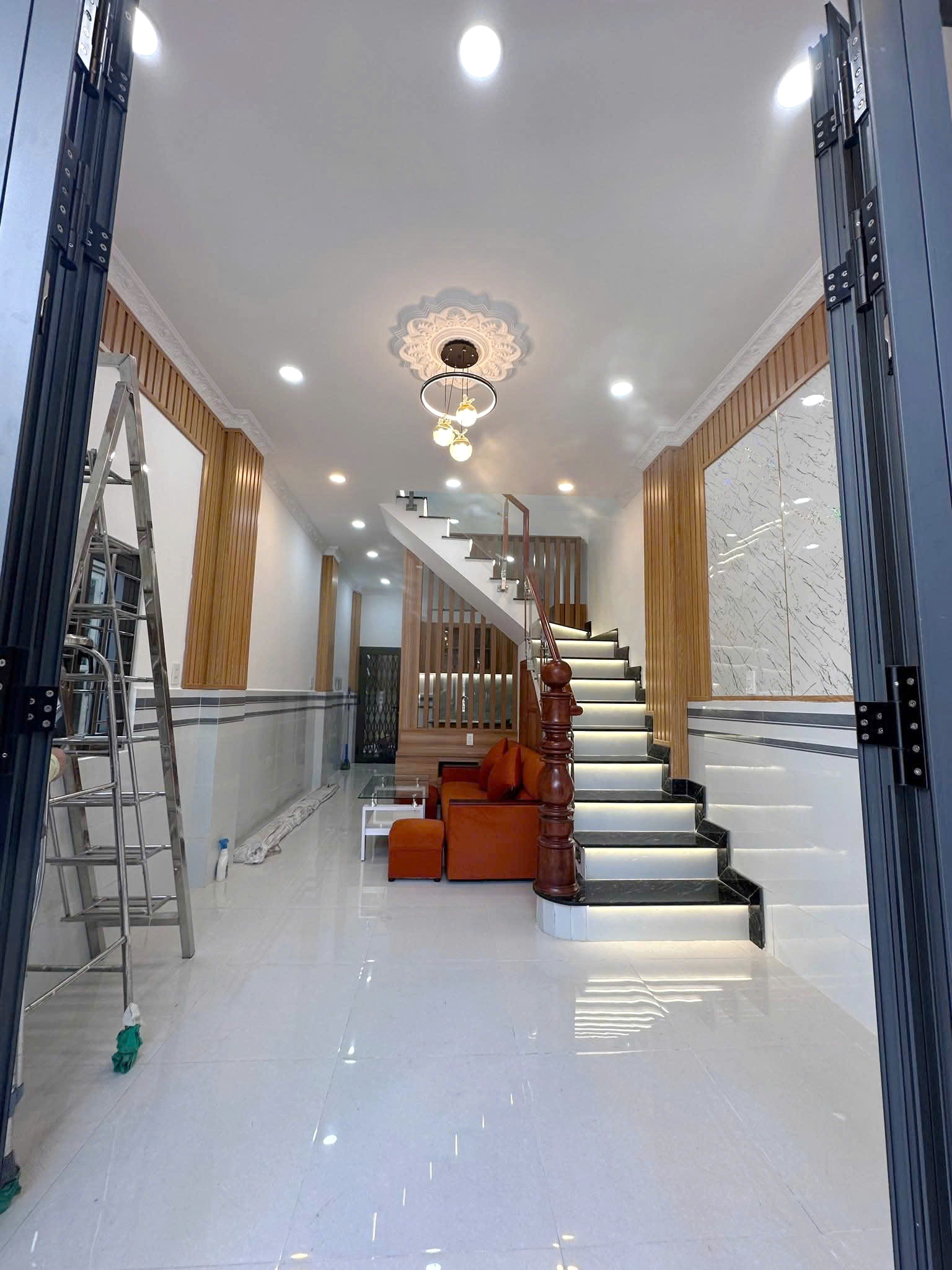 Nhà mới 3 mặt hẻm, nở hậu đường Phạm Thế Hiển P5Q8. Giá chỉ 4,45 tỷ TL