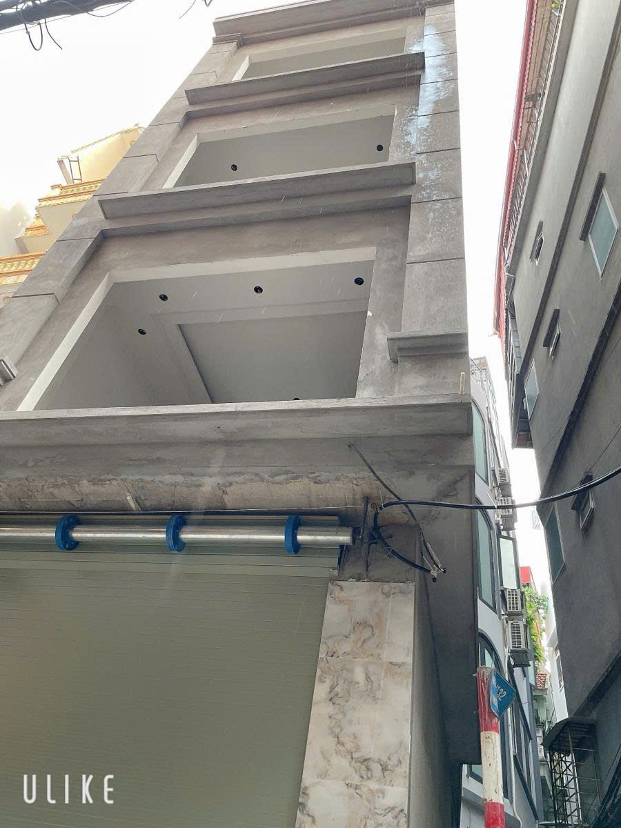 Bán nhà Khương Trung nhà mới,lô góc.