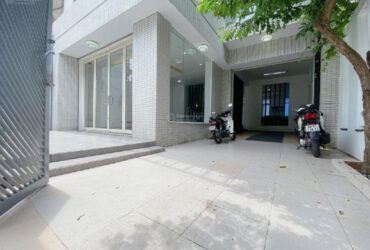 BÁN BIỆT THỰ VEN SÔNG – KHÔNG GIAN SỐNG ĐẲNG CẤP, CHÍNH CHỦ BÁN GẤP!  9X20M , 3 TẦNG, GIÁ CHỈ 16.3 TỶ