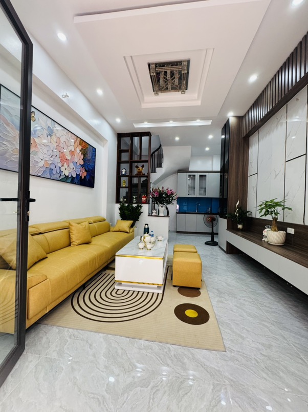 Bán nhà phố Khương Trung- Nhà mới, ở ngay- Ngõ thẳng tắp- 30m2