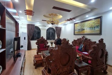 NHÀ ĐẸP THỤY PHƯƠNG – 70M2 X 3 TẦNG – MẶT TIỀN KHỦNG 15M – GẦN PHỐ – CHỈ 8.4 TỶ