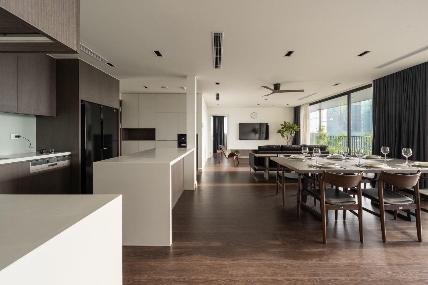 Dòng tiền 3,6 tỷ/năm- Bán tòa Apartment gần MP Liễu Giai 7 tầng- 120m2- 50 tỷ gara ô tô