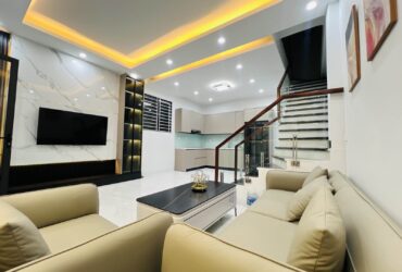 BÁN NHÀ DỊCH VỌNG – CẦU GIẤY – 56M² – GIÁ 7.9 TỶ