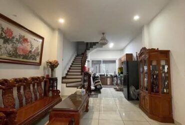 CHOÁNG- phố Trịnh Công Sơn- 52m- Ô tô- Nhỉnh 17 tỷ