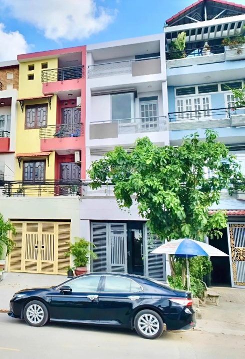 BÁN NHÀ MT ĐƯỜNG 20M, 4 TẦNG (4x22M), 10 PHÒNG CHO THUÊ 16 TRĐ/THÁNG – CHỈ 8.3 TỶ (TL), P.7, QUẬN 8
