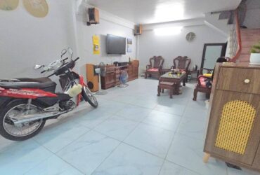 Bán nhà Thái Thịnh 35m 4 tầng MT4.3m lô góc, kinh doanh hơn 13 tỷ.