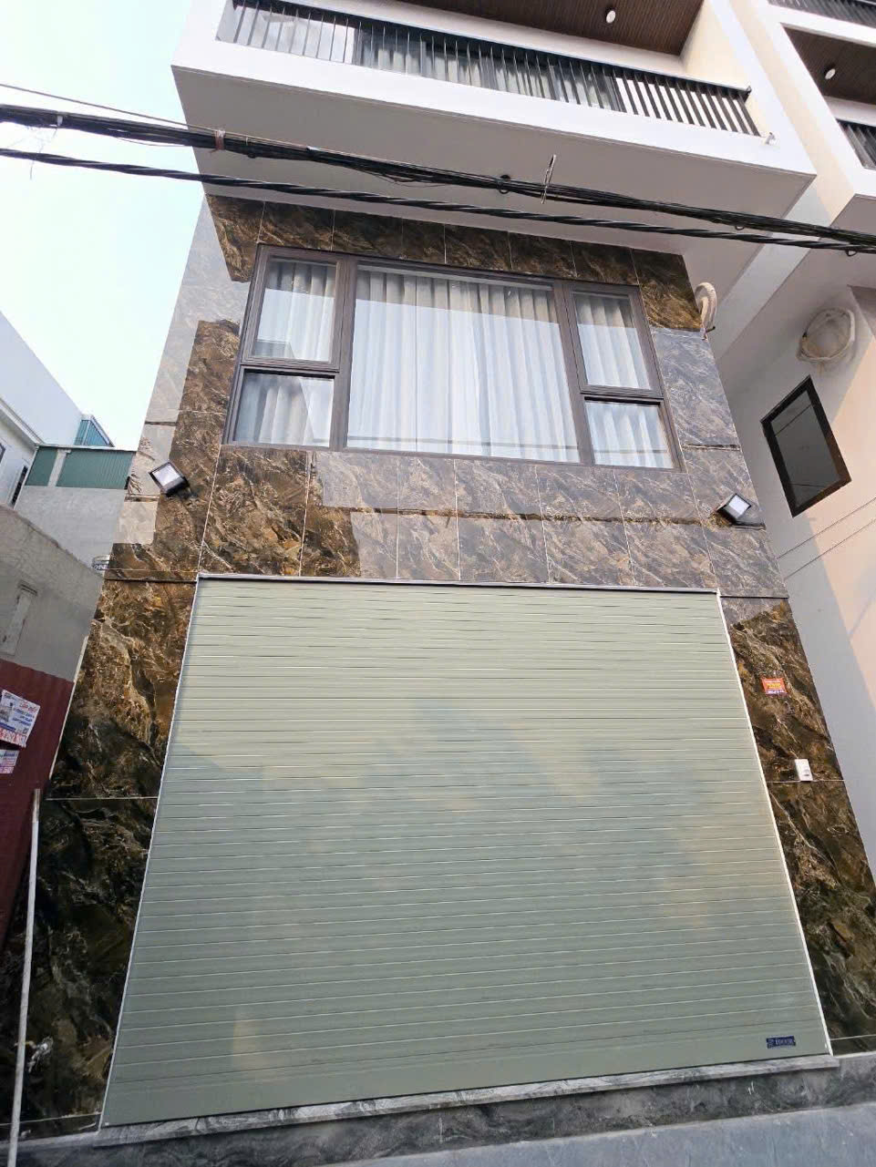 BÁN NHÀ MẶT NGÕ LẠC LONG QUÂN 55M² *7TẦNG THANG MÁY, 2 THOÁNG  KINH DOANH – CHỈ 14,9 TỶ