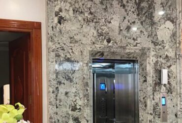 Cho thuê nhà mới, hai cửa đi, thang máy,vỉa hè, 111m2- 5T, Chùa Láng_44 Tr