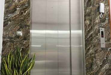 Cho thuê nhà mới, hai mặt tiền, 92m2_ 4T; vỉa hè, Trần Nhân Tông-29 Tr