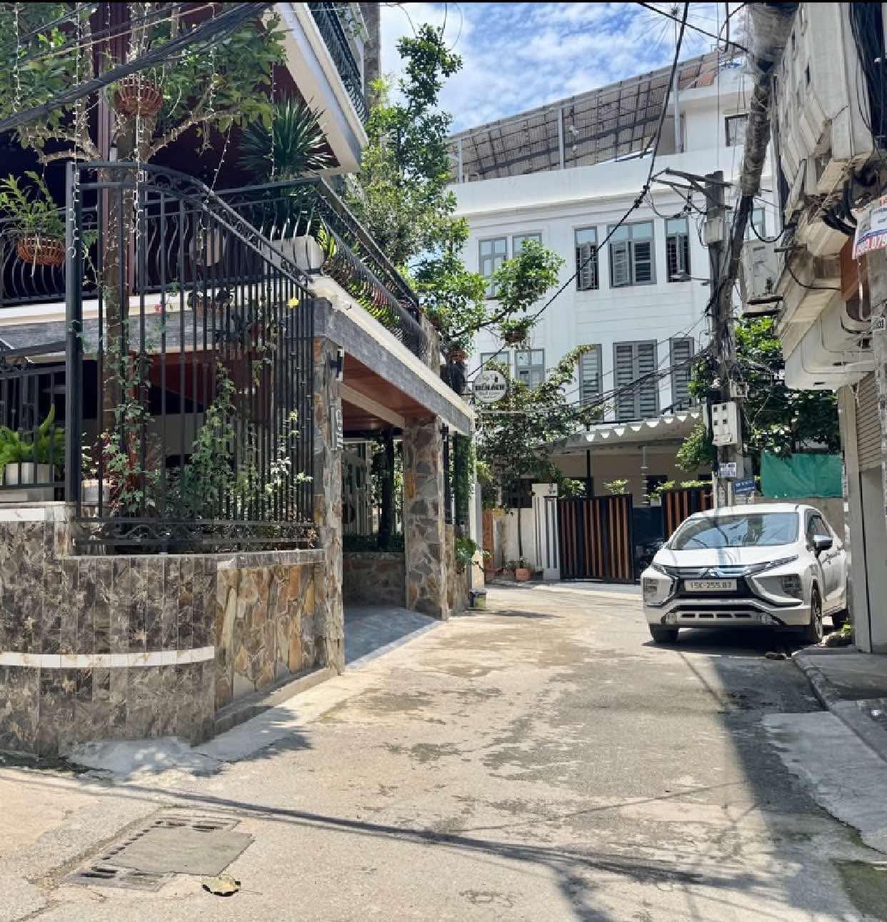 BÁN NHÀ XUÂN LA – 58M x 6 TẦNG THANG MÁY – PHÂN LÔ – Ô TÔ ĐỖ CỬA – KINH DOANH – 14.7 TỶ. 0968669247