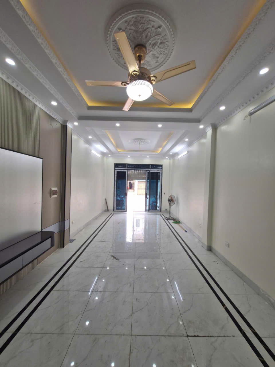 MẶT PHỐ PHÚ LƯƠNG HÀ ĐÔNG – 48M CHỈ HƠN 9 TỶ _ KINH DOANH_ NHÀ ĐEP_ VỈA HÈ RỘNG _ ĐA CHỨC NĂNG