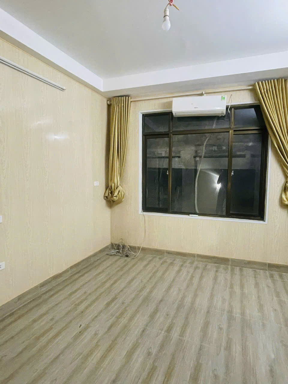 Nhà Văn Chương Gần Phố, 4 Tầng Sổ Vuông, 5m Ra Ngõ Chính