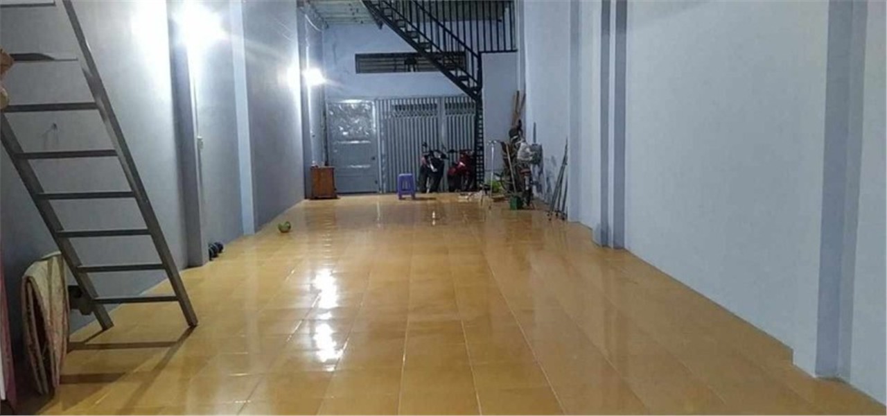 Mặt Tiền 110m2 Ngang 5.5m  – Đường Trịnh Đình Trọng – Tân Phú