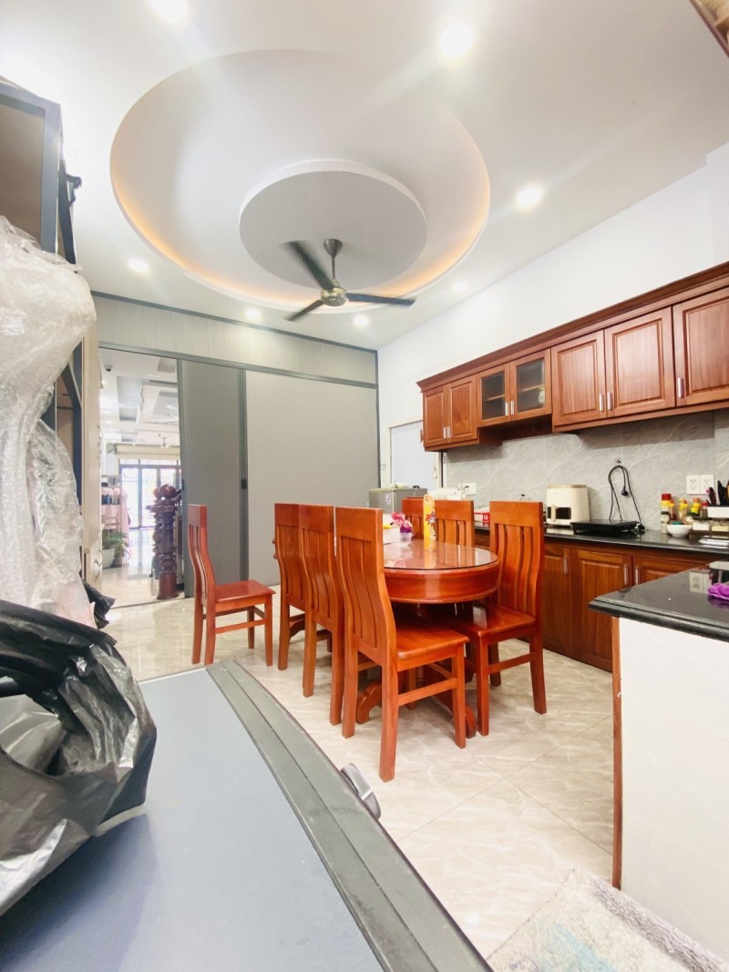 Bán nhà 91m2 Mặt Tiền Kinh Doanh – Đường Vườn Lài – Tân Phú