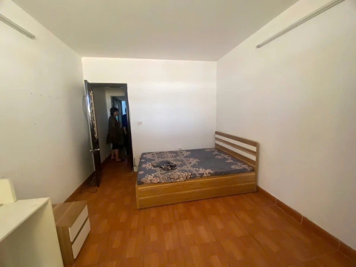 Bán Nhà Trịnh Hoài Đức 36m2. 3 tầng. mặt tiền 3.4m. 12.6 tỷ Đống Đa Hà Nội