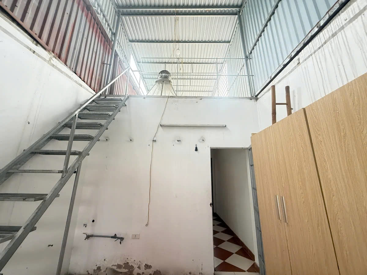 Bán Nhà Kim Ngưu 33m2.  5 tầng. mặt tiền 3.1. giá 7.9 tỷ Hai Bà Trưng Hà Nội