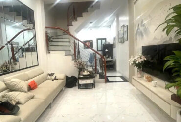 Bán nhà Kim Giang 32/36m2. 4 tầng. mặt tiền 3.5m. giá 7.7 tỷ Hoàng Mai Hà Nội