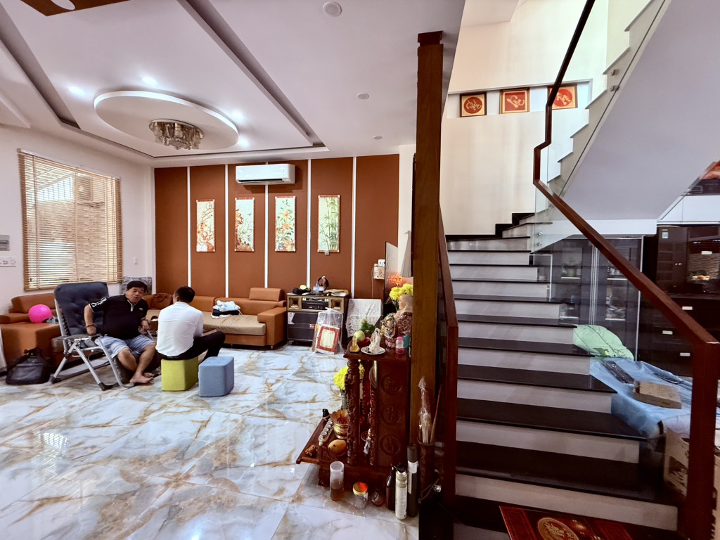 🏡 BIỆT THỰ LÔ GÓC 2 MẶT TIỀN – VỈA HÈ RỘNG – KHU DÂN CƯ BÌNH ĐIỀN CAO CẤP, 9x17M, 4 TẦNG, 15 TỶ