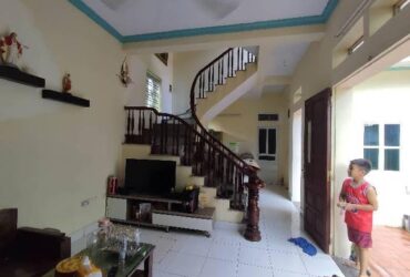 Bán nhà ngõ Yên Duyên, Hoàng Mai, HN. DT 1135m2, 2 tầng, 3PN, sổ đỏ chính chủ. Giá 10 tỷ. LH: 0989993208