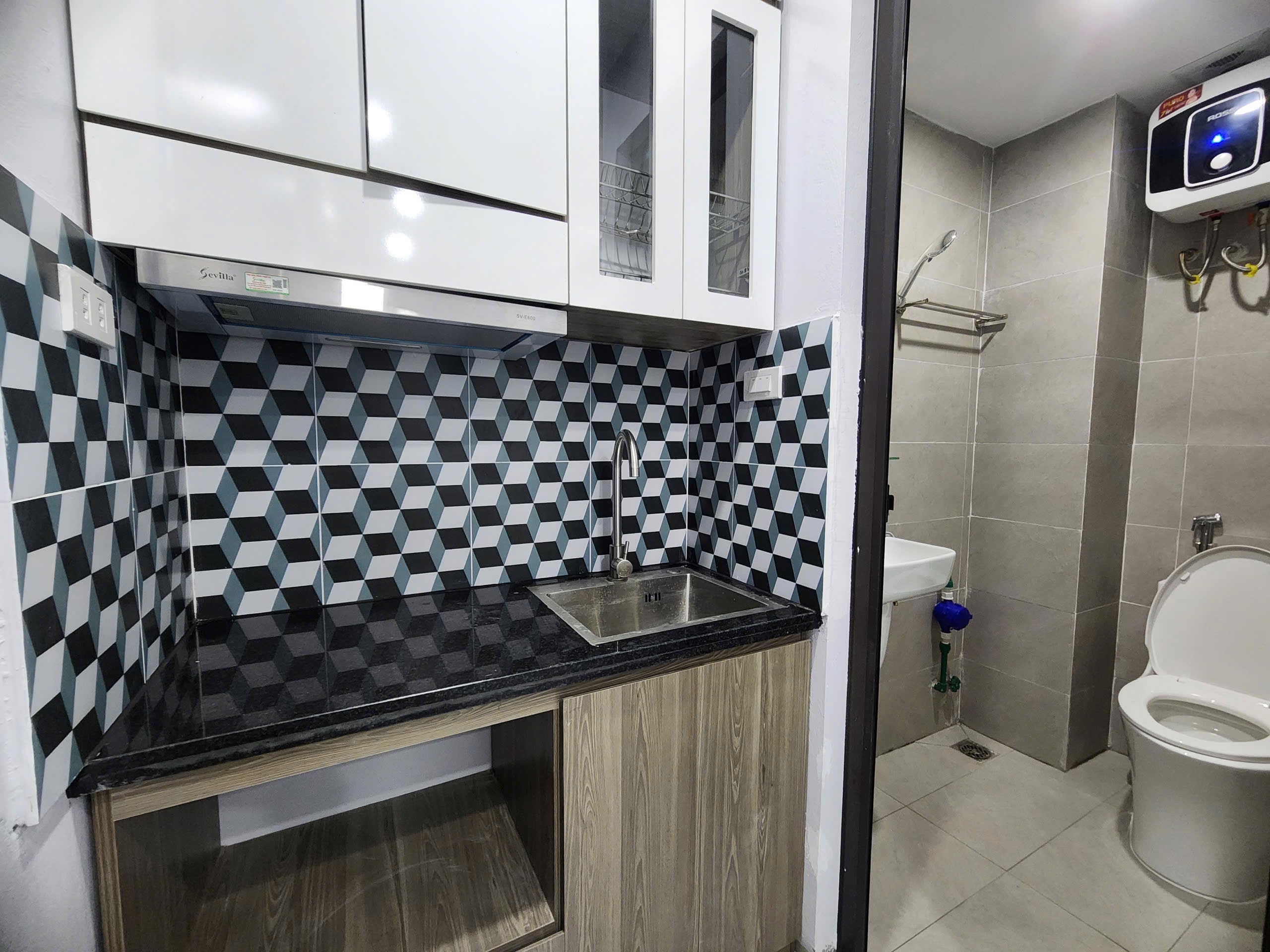 Bán CCMN tại Lai Xá, Kim Chung, Hoài Đức 6 tầng thang máy, ô tô đỗ gần, dòng tiền 360tr/tháng