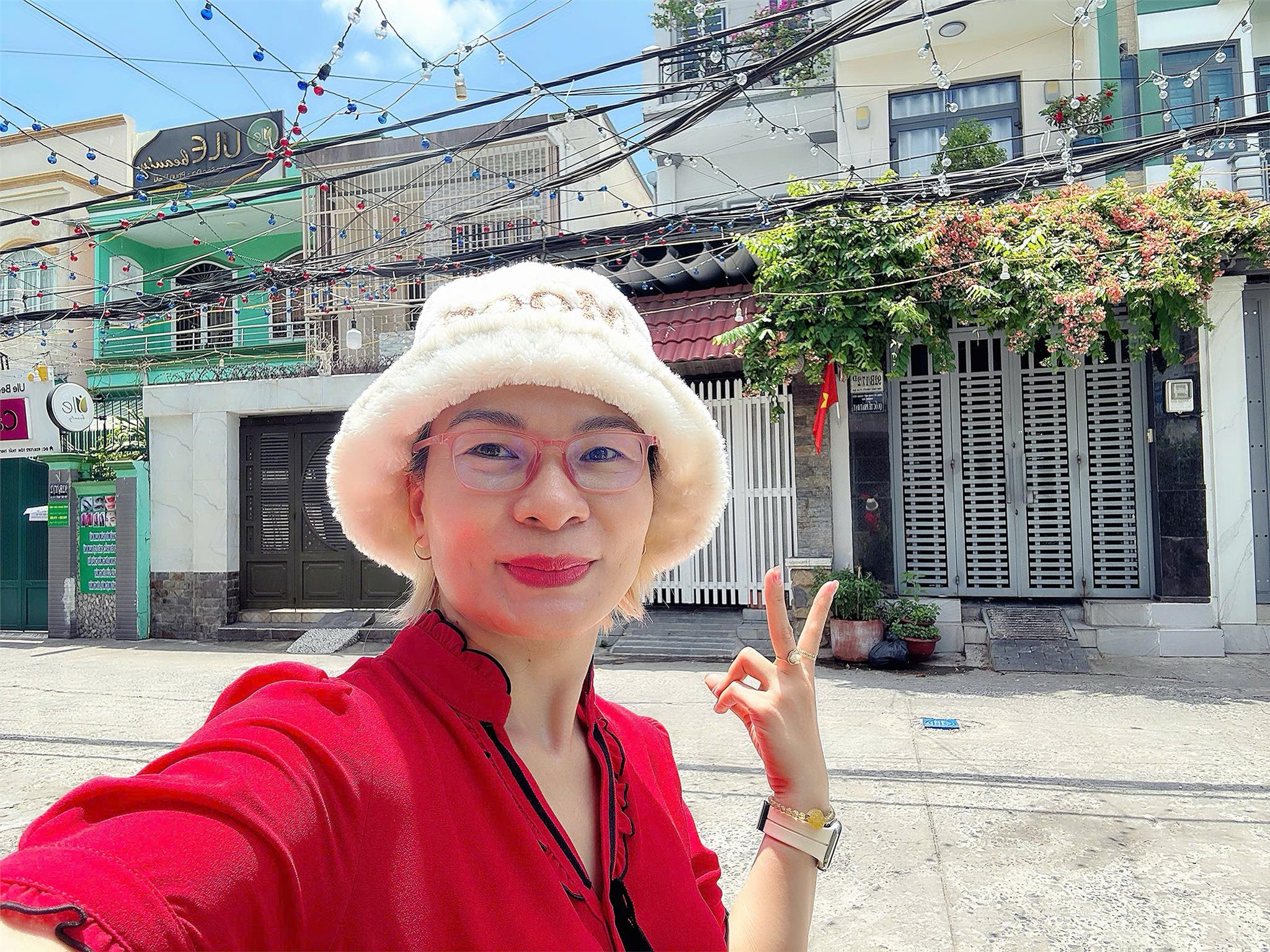 BÁN NHÀ 3 TẦNG – MẶT TIỀN XE HƠI ĐẬU CỬA ĐƯỜNG TÔN THẤT THUYẾT – KHU VIP NHÀ THỜ XÓM CHIẾU, QUẬN 4 – SẴN DÒNG TIỀN CHDV 60 TRIỆU/THÁNG