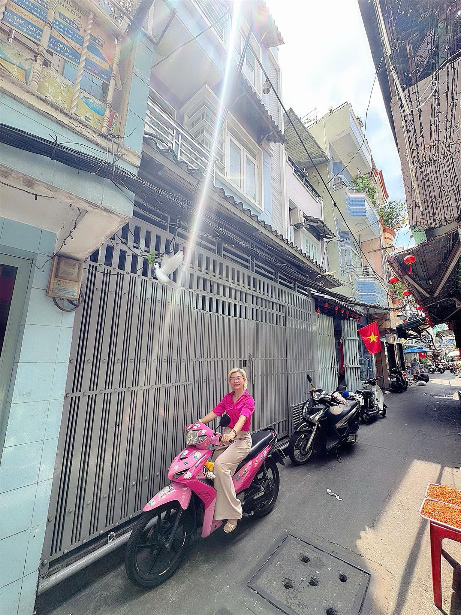 NGANG LỚN 5,2M HIẾM BÁN NHÀ 4 TẦNG – MẶT TIỀN HXH KINH DOANH ĐA NGHỀ ĐƯỜNG TÔN ĐẢN, QUẬN 4 – TƯƠNG LAI RA MẶT TIỀN LỚN 12M